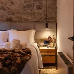 Chalet 1932 Boutique Mountain με ιδιωτικό Hot Tub&τζάκι Kalavryta