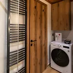 1932 Boutique Mountain με ιδιωτικό Hot Tub&τζάκι