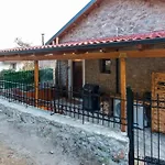 1932 Boutique Mountain με ιδιωτικό Hot Tub&τζάκι