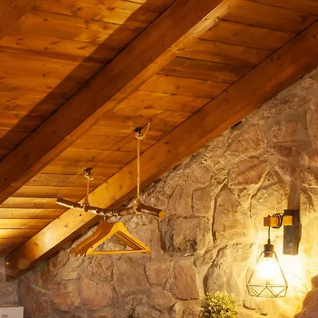 1932 Boutique Mountain με ιδιωτικό Hot Tub & τζάκι Chalet Kalavryta