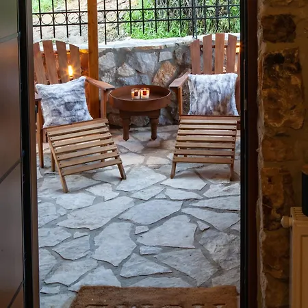 Chalet 1932 Boutique Mountain με ιδιωτικό Hot Tub, Sauna & τζάκι *