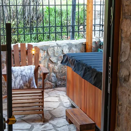 1932 Boutique Mountain με ιδιωτικό Hot Tub & τζάκι Horská chata *