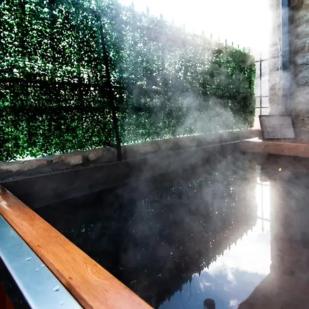 1932 Boutique Mountain με ιδιωτικό Hot Tub, Sauna & τζάκι *