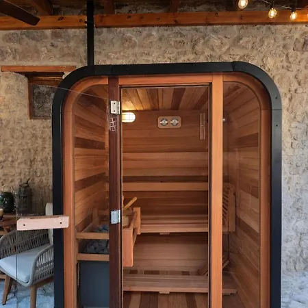 1932 Boutique Mountain με ιδιωτικό Hot Tub, Sauna & τζάκι 샬레 칼라브리타