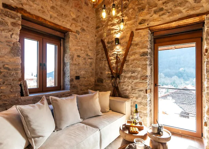 Chalet 1932 Boutique Mountain Chalet Με Ιδιωτικό Hot Tub & Τζάκι * Kalavryta