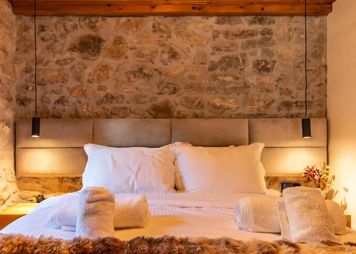 Chalet 1932 Boutique Mountain Chalet Με Ιδιωτικό Hot Tub & Τζάκι * Kalavryta