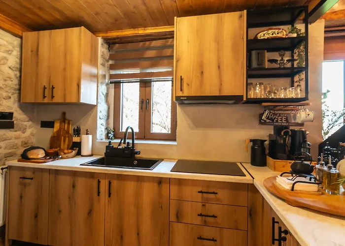 Chalet 1932 Boutique Mountain Chalet Με Ιδιωτικό Hot Tub & Τζάκι * Kalavryta